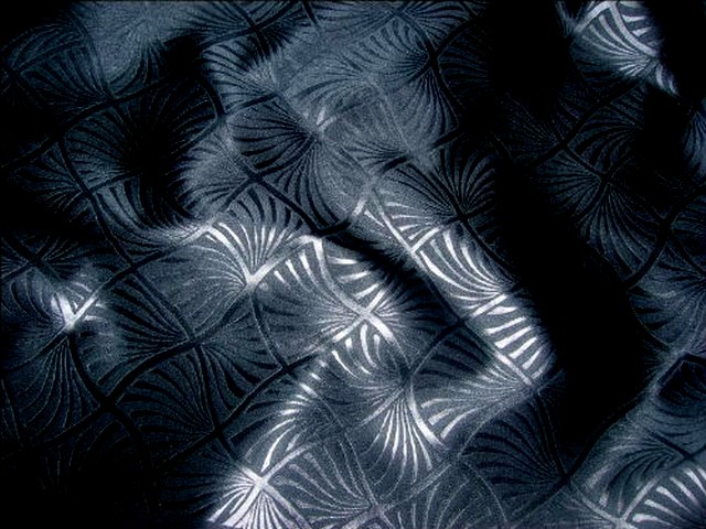 Satin noir lycra motifs japonais 1