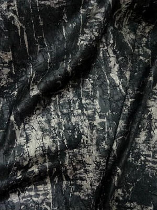 Satin noir marbre froisse effet craquele 1 
