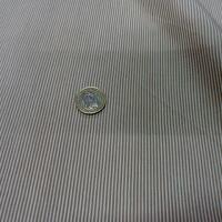 Satin polyester viscose blanc casse raye beige