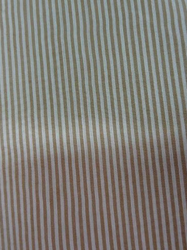 Satin polyester viscose blanc casse raye beige 3 
