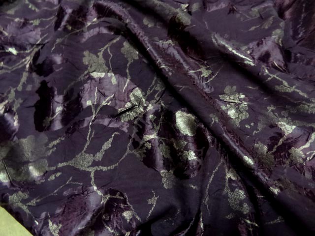 Satin violet double face froisse permanent devore 2