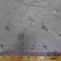 Satin taffetas doupions gris metallise fleuri 4 
