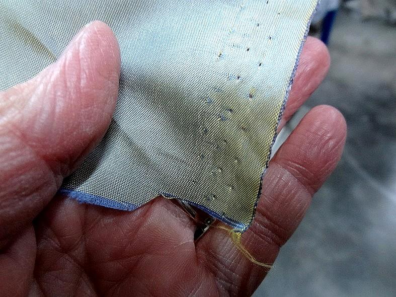 Satin taffetas or reflet bleu givre 3