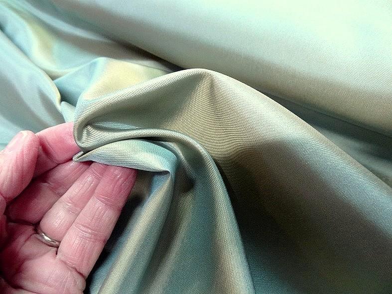Satin taffetas or reflet bleu givre 4