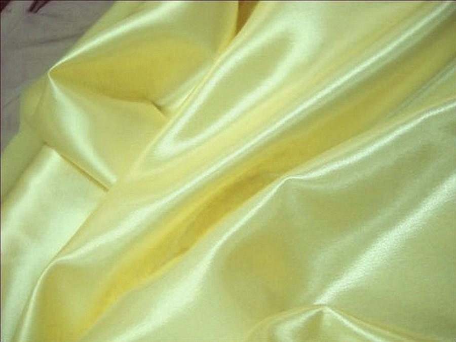 Satin viscose jaune beurre 1 2