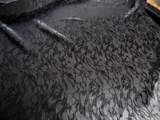 Satin viscose noir 01