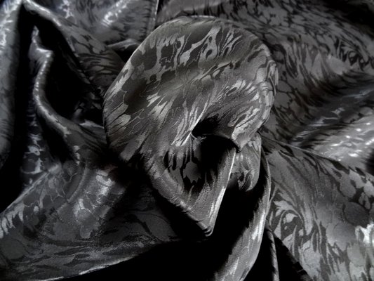 Satin viscose noir 02
