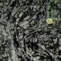 Satin viscose noir motif dentelle de fleurs sable 3 