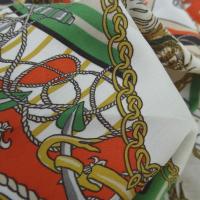 Satin viscose polyester motif haute couture