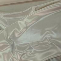 Satin viscose serge teinte ivoire 1 