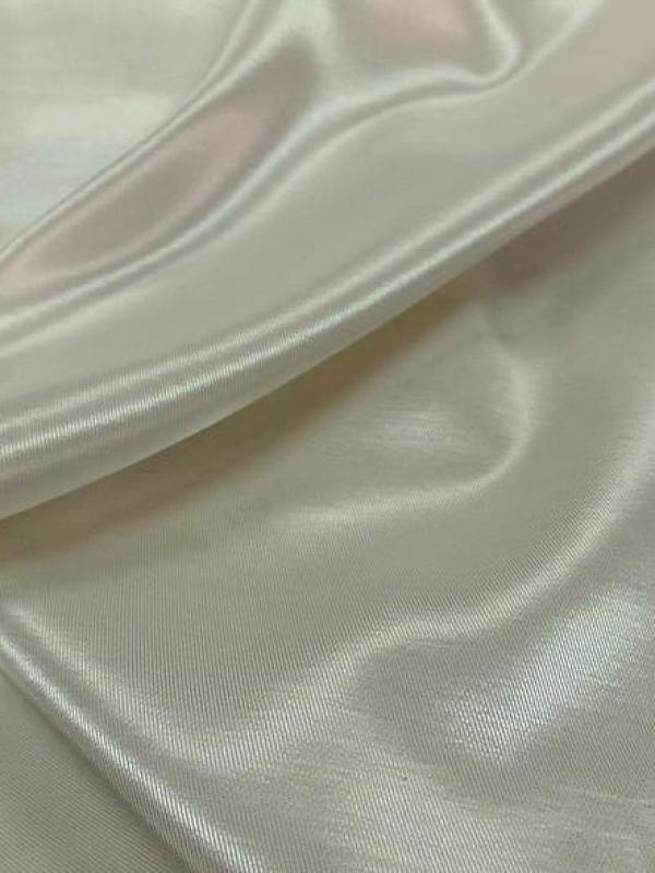 Satin viscose serge teinte ivoire 3 