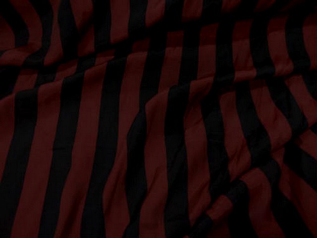 Satine viscose bordeaux a rayure noire1