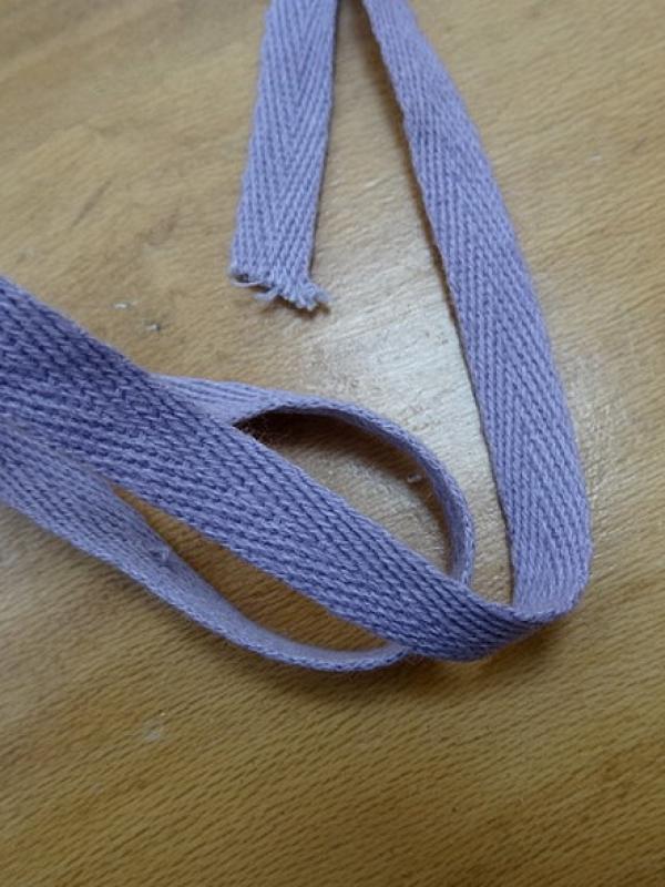 Serge coton teinte glycine 1 