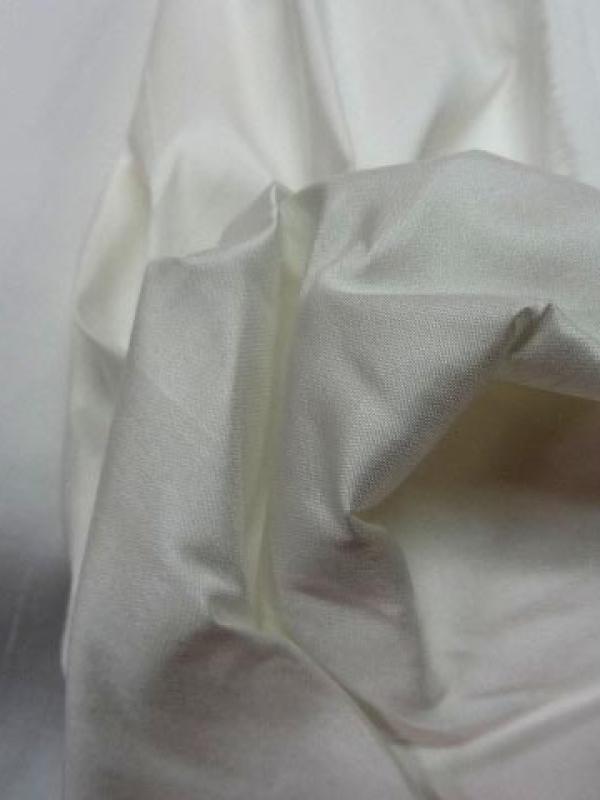 Shantung de soie blanc casse 6