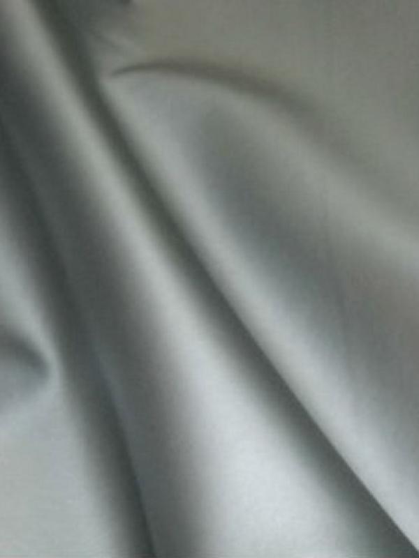 Skai gris metallise lisse 1 