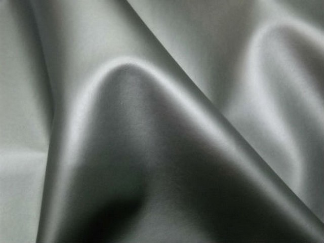 Skai gris metallise lisse 2