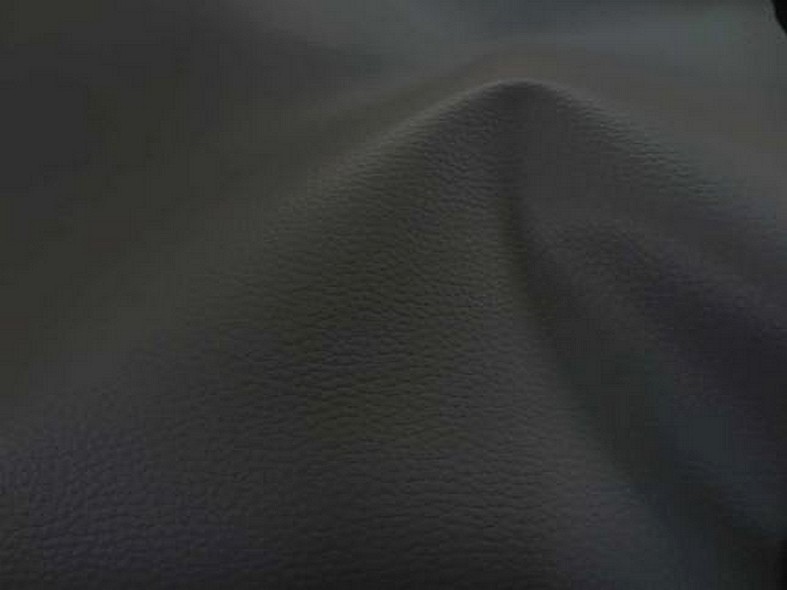 Skai martele gris fonce 1