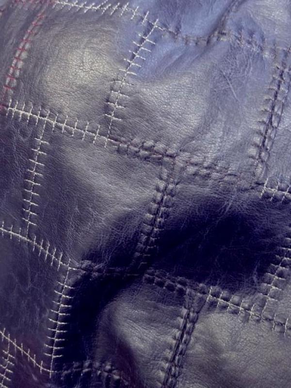 Skai motif patchwork cousu en carres bleu encre 1
