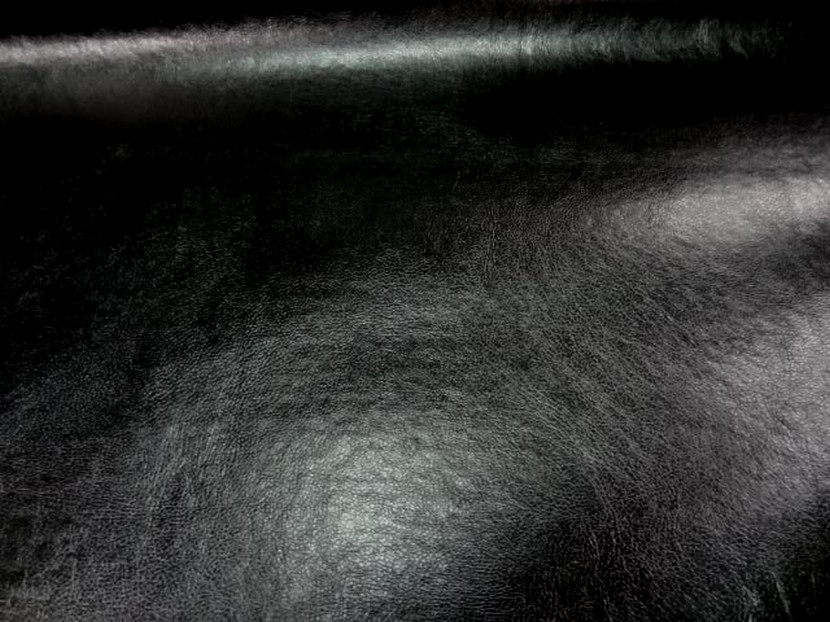 Skai noir aspect vieilli 2