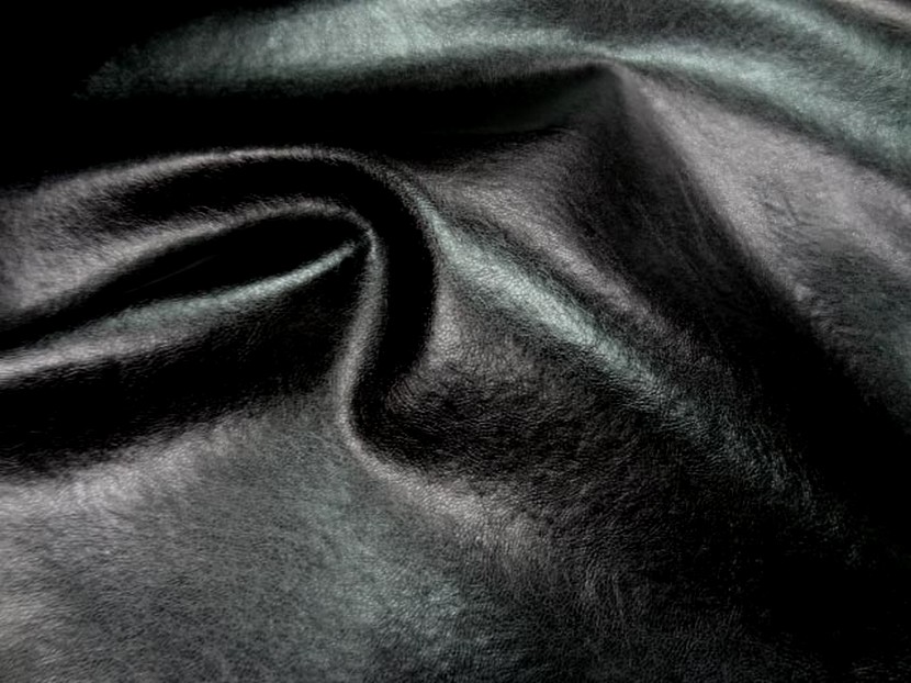 Skai noir aspect vieilli 3