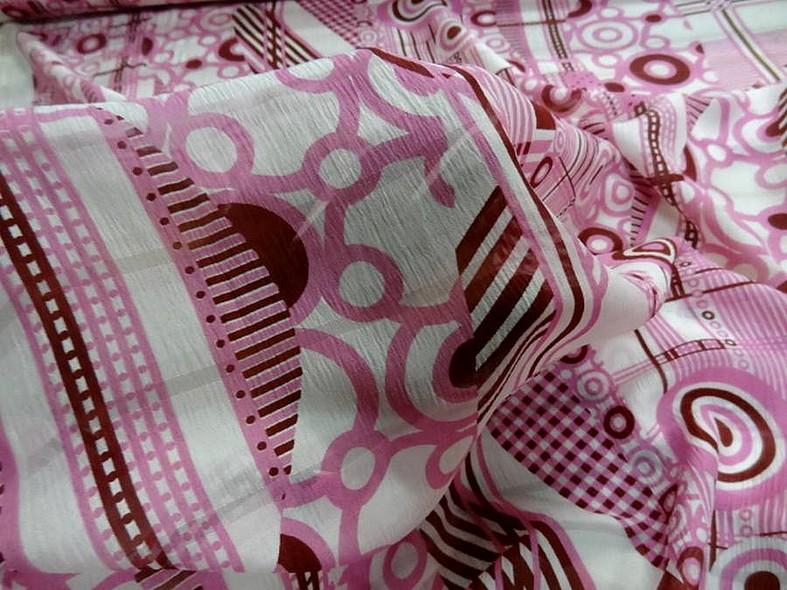 Soie fine creponnee imprimee vintage blanc et rose 1