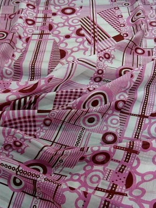 Soie fine creponnee imprimee vintage blanc et rose 4 