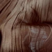 Soie melangee plissee teinte noisette 3