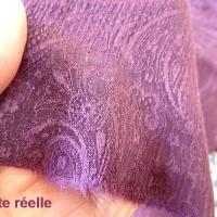 Soie teinte prune motif cachemire 4