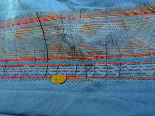 Taffetas bleu France larges frises 04