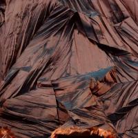 Taffetas acajou froisse feuille de cocotier 1 