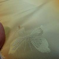 Taffetas bandes degradees orangees motif papillons faconnes 4