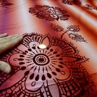 Taffetas bandes degrades grenat et orange motif velours en applique 6