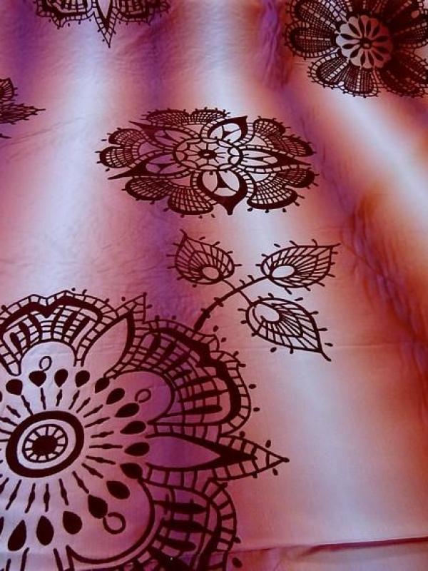 Taffetas bandes degrades grenat et orange motif velours en applique 8 