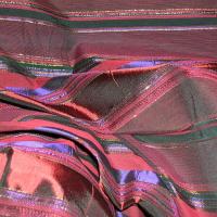 Taffetas bordeaux rayures variables violet or 2 