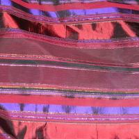 Taffetas bordeaux rayures variables violet or 3 