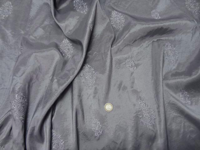 Taffetas changeant faconne gris metal02