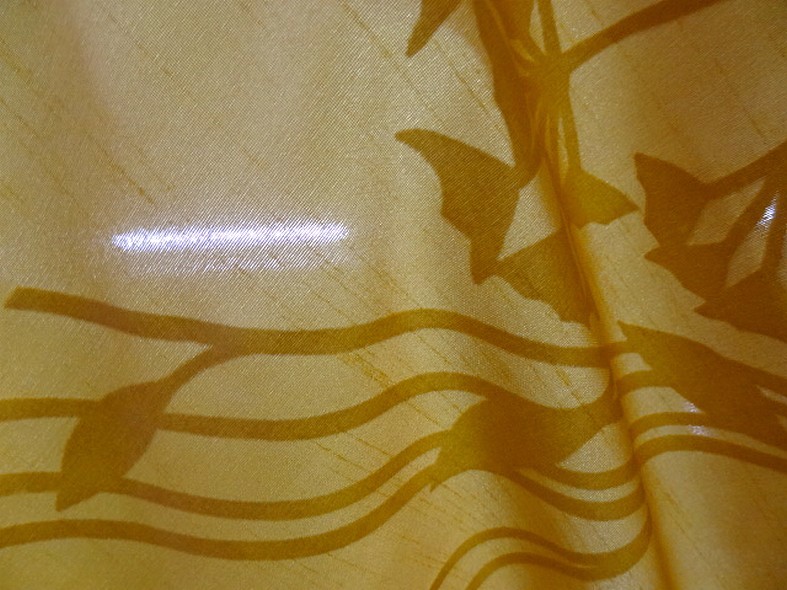 Taffetas d ameublement teinte mais motifs appliques velours aigrettes de pissenlit 1