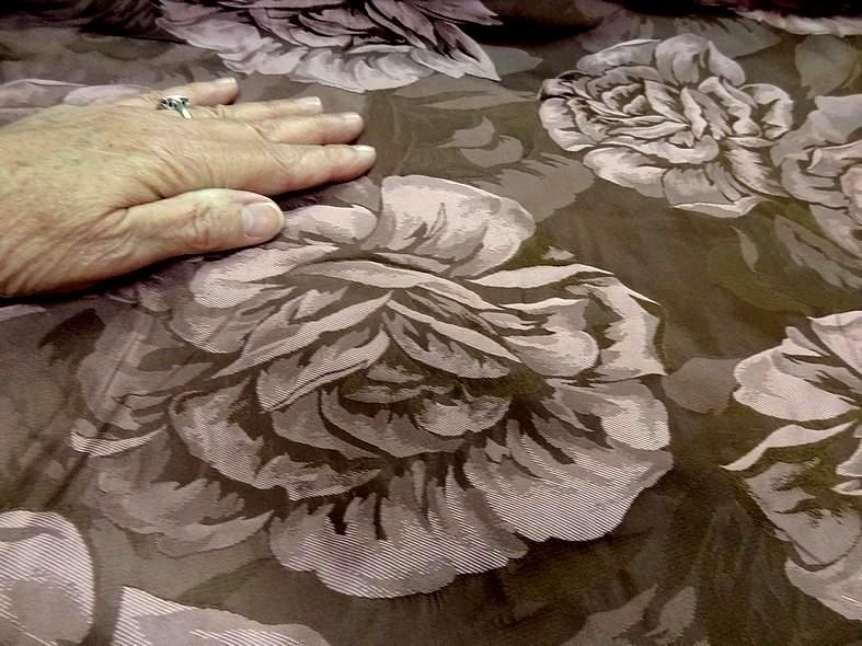 Taffetas damasse mordore rose larges fleurs 4 1
