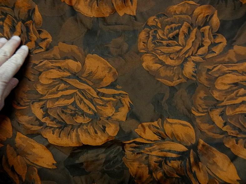 Taffetas damasse noir et cuivre 5