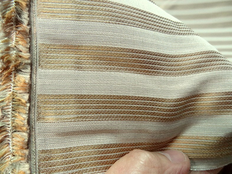 Taffetas de soie blanc casse raye or cuivre style empire 2