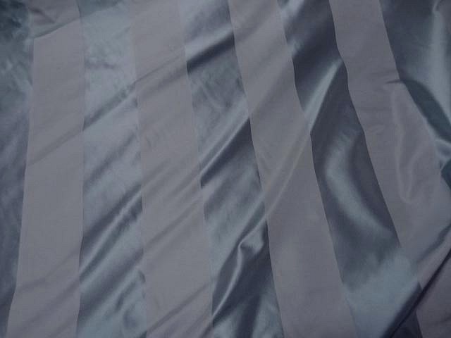 Taffetas de soie larges rayures gris acier 2