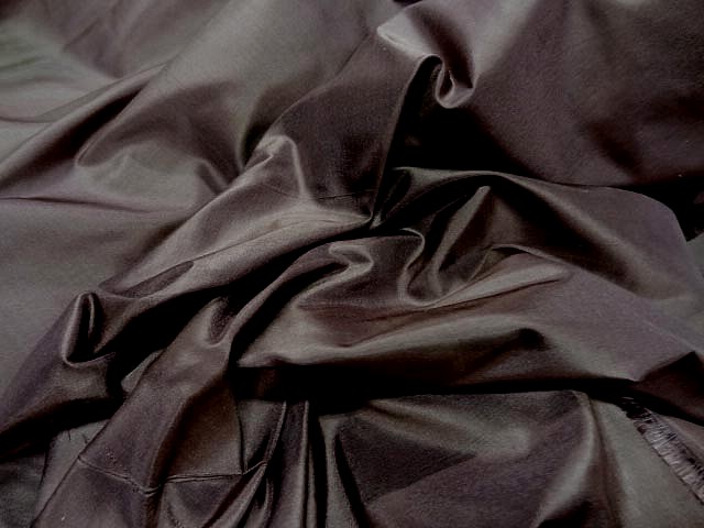 Taffetas de soie marron glace 1