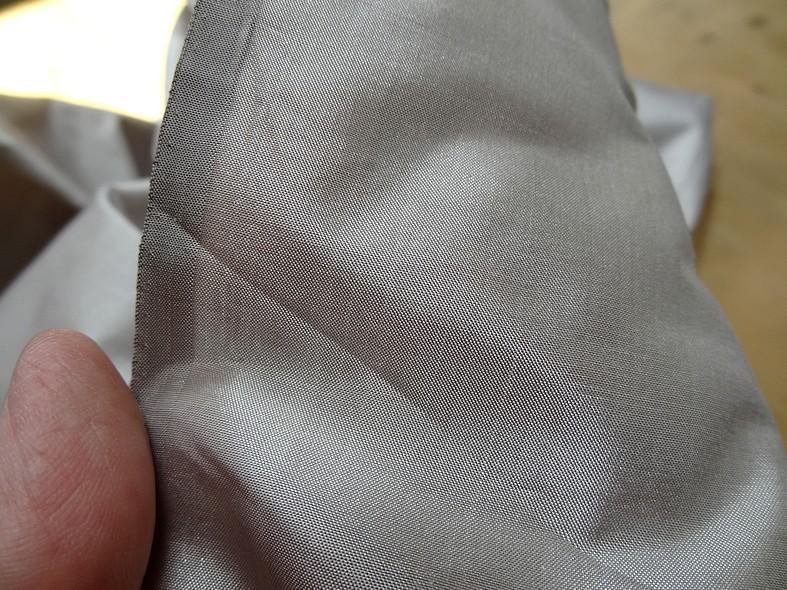 Taffetas de soie ton grege 2