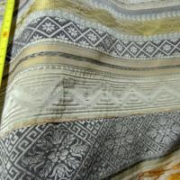 Taffetas frises brodees beige gris or 1 
