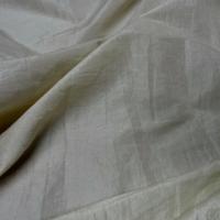 Taffetas froisse permanent beige clair reflets blanc 2 1