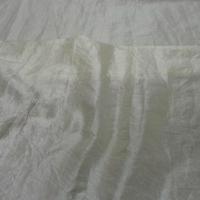 Taffetas froisse permanent beige clair reflets blanc 2 2