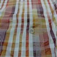 Taffetas gaufre motif madras ocre cuivre 3 