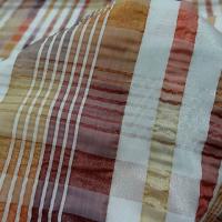 Taffetas gaufre motif madras ocre cuivre 4
