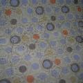 Taffetas gris clair pois mauve et corail faconne 4 