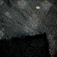 Taffetas gris fonce motifs gris moyen 